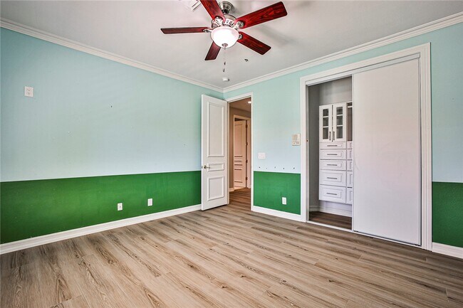 Building Photo - 3137 Beach View Ct