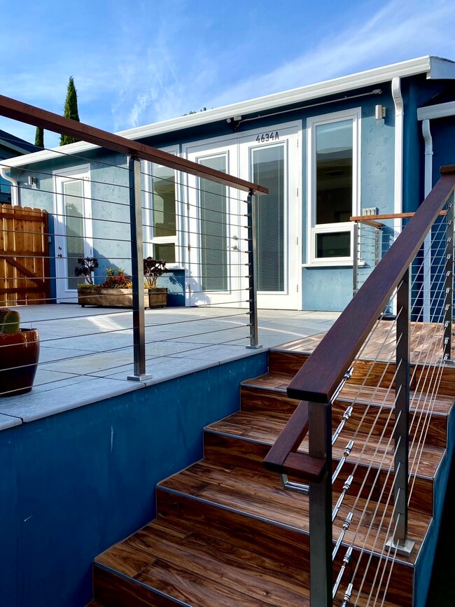 Building Photo - 4634 Alma Ave