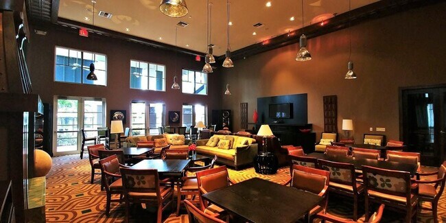 Building Photo - 685 Pacific Grove Dr