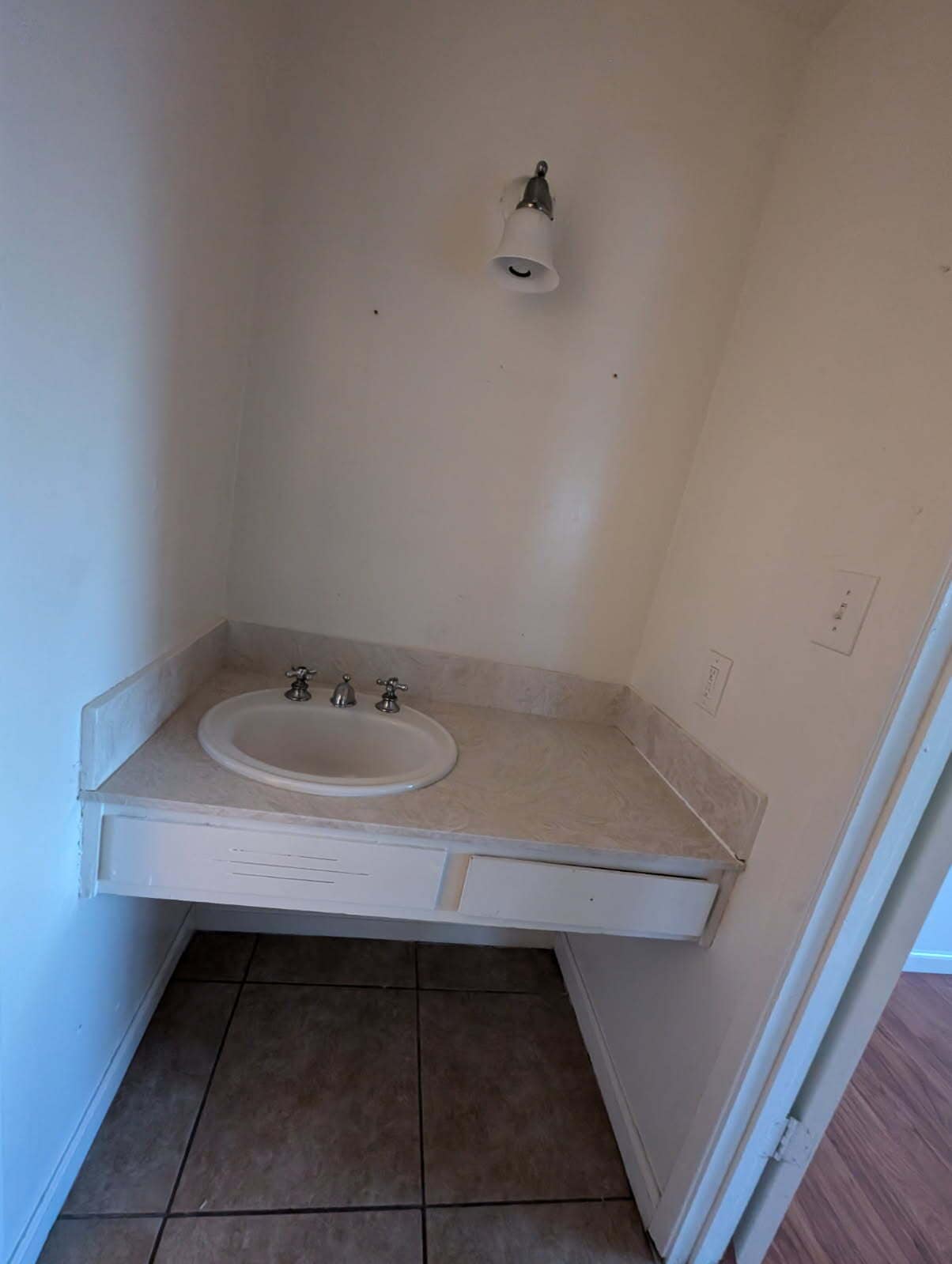 Sink across from shower stall - 251 Coventry Dr