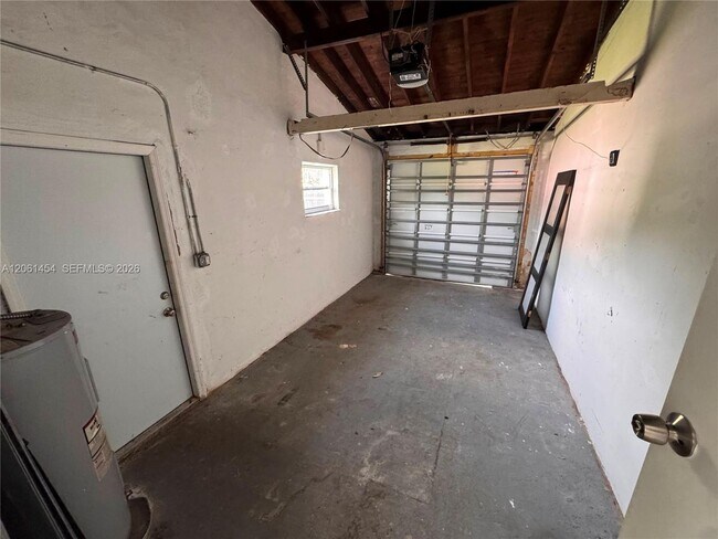 Building Photo - 124 NW 89th St