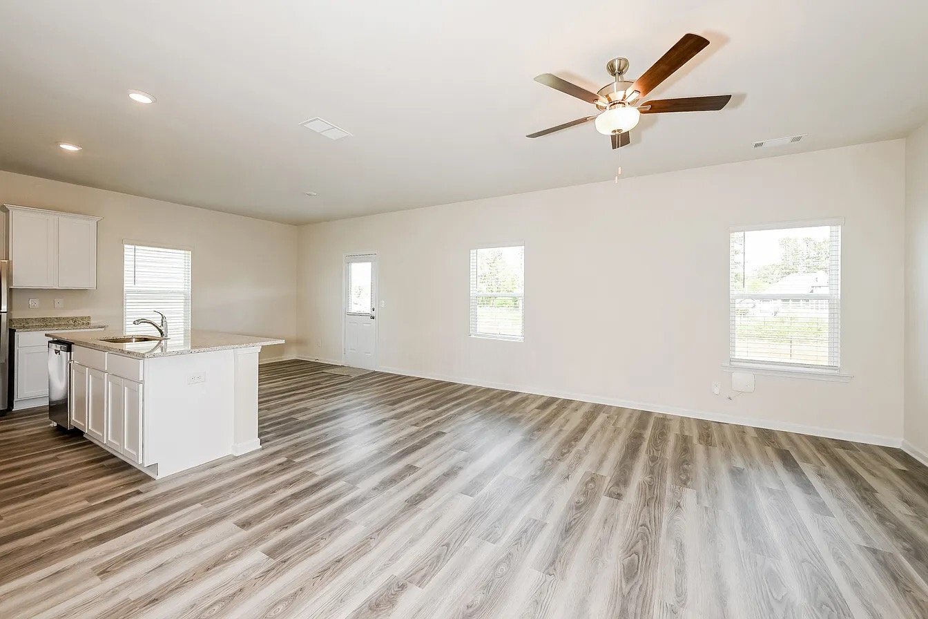 Building Photo - 267 Limestone Cir