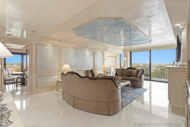 Building Photo - 2917 S Ocean Blvd