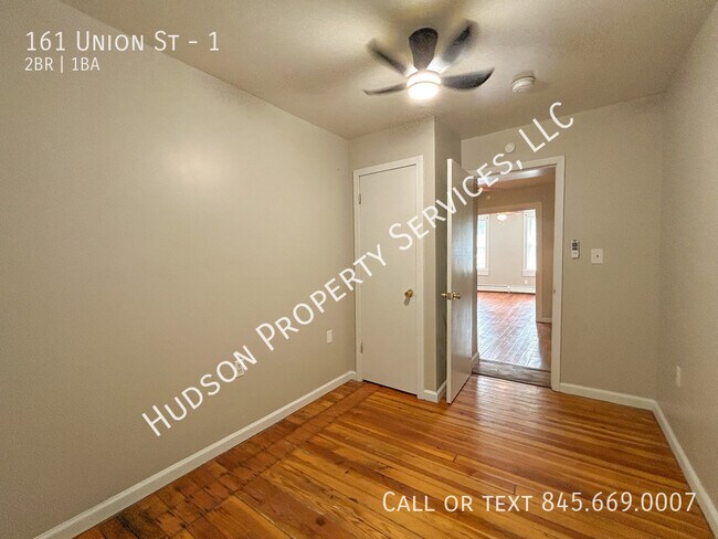 Building Photo - 161 Union St