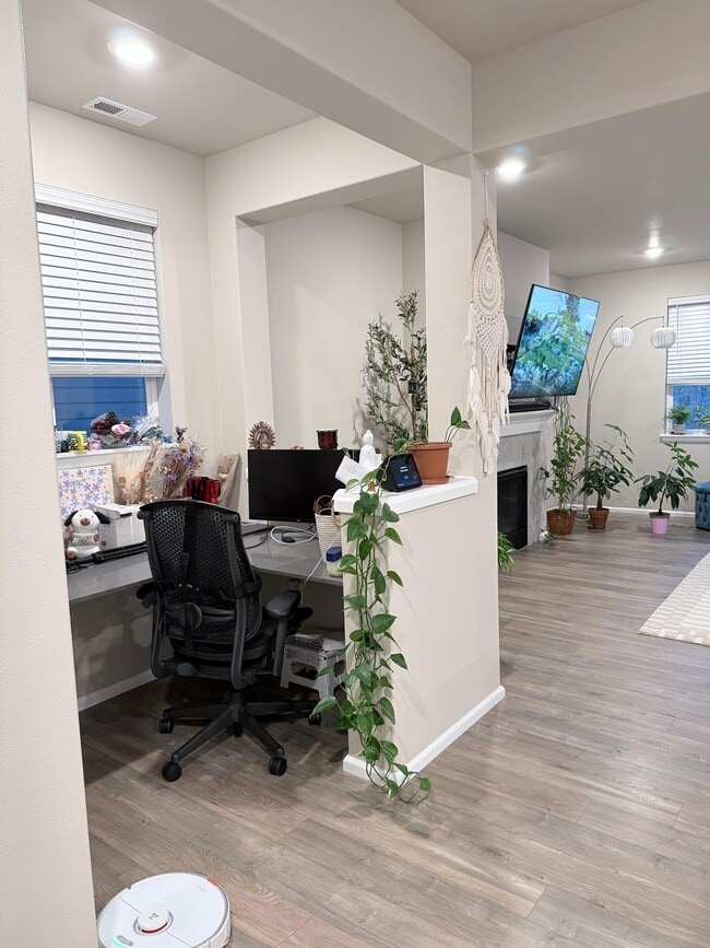 Building Photo - 7929 39th Pl NE