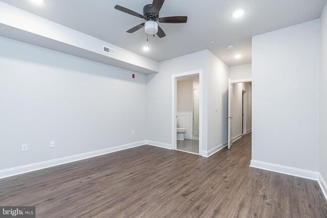 Building Photo - 2202 Christian St