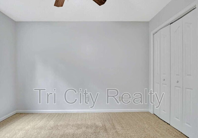 Building Photo - 69 Meadows Creek Ln