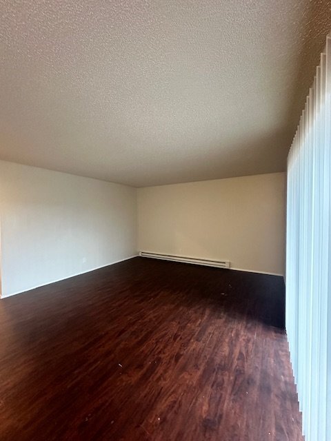 Building Photo - 2 - Bedroom Apartment, Upstairs, Near Transportation