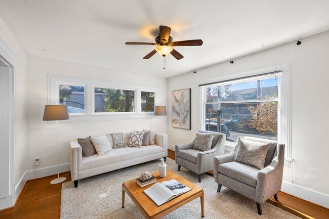 Building Photo - 1/2 Month Free - Storybook Farmhouse, Updated w/ Character in the Heart of NE Portland!