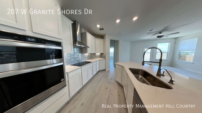 Building Photo - Live By Boerne Lake!