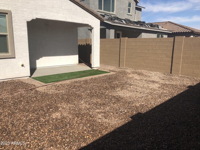 Building Photo - 12617 W Kaler Dr