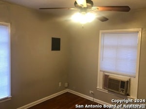 Building Photo - 215 Edna