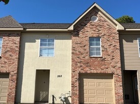 Building Photo - 262 Bella Sera Ln