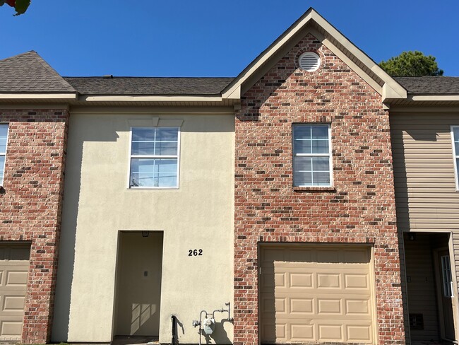 Building Photo - 262 Bella Sera Ln