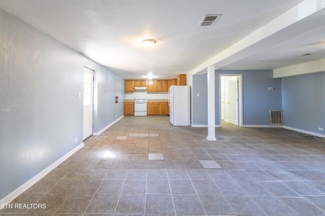 Building Photo - 241 Harless Rd