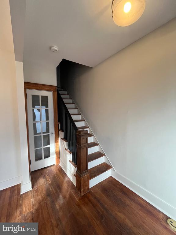 Building Photo - 1268 Neal St NE