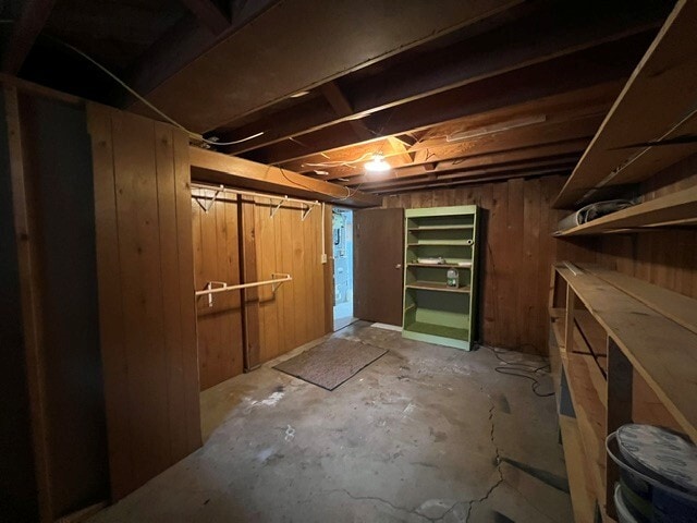 Building Photo - 2125 Stirling St