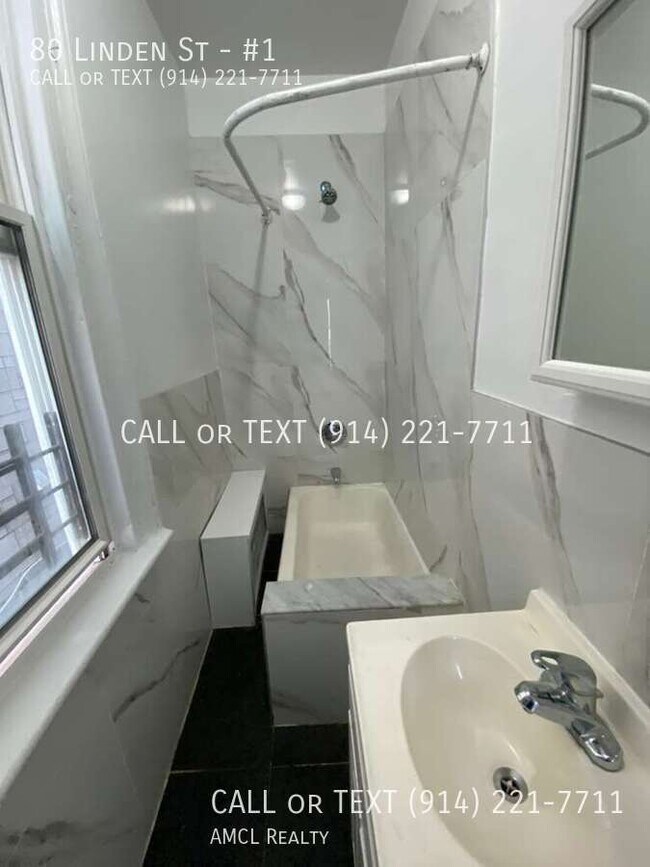 Building Photo - 80 Linden St