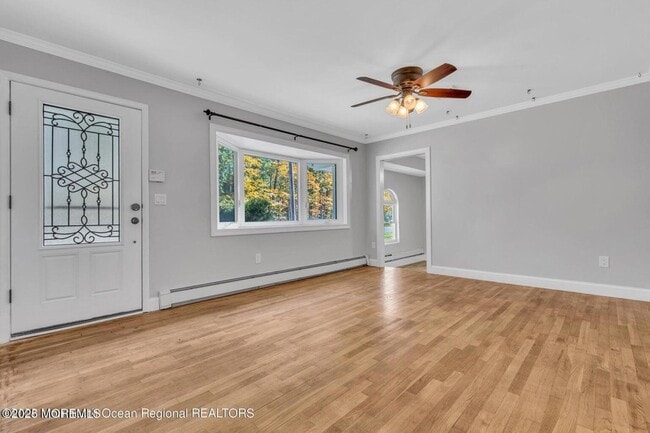 Building Photo - 2253 Llewellyn Pkwy