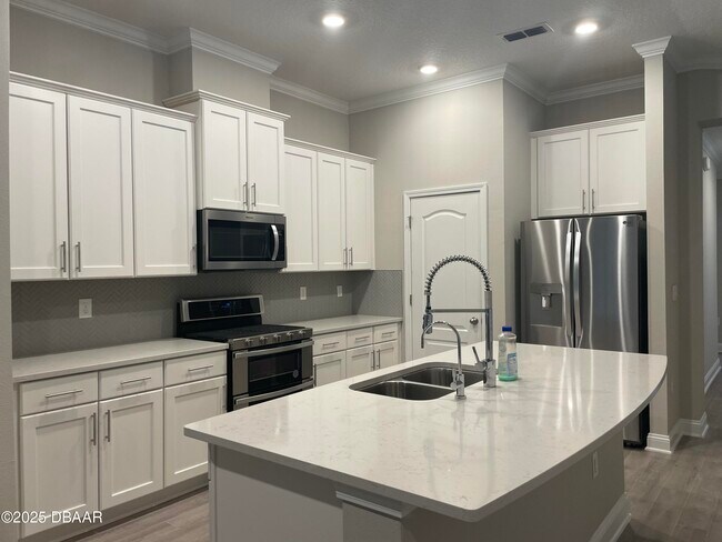 Building Photo - 181 Thistleton Wy