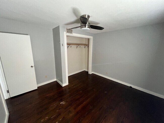Building Photo - 56 N Whitney St