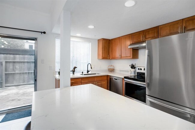 Building Photo - 14711 Barryknoll Ln