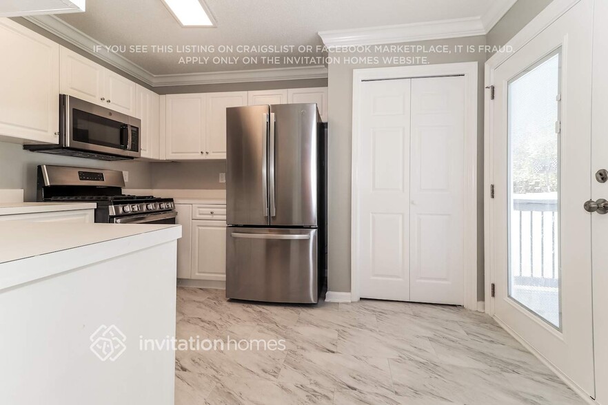 Building Photo - 4804 Shallow Farm Dr NE