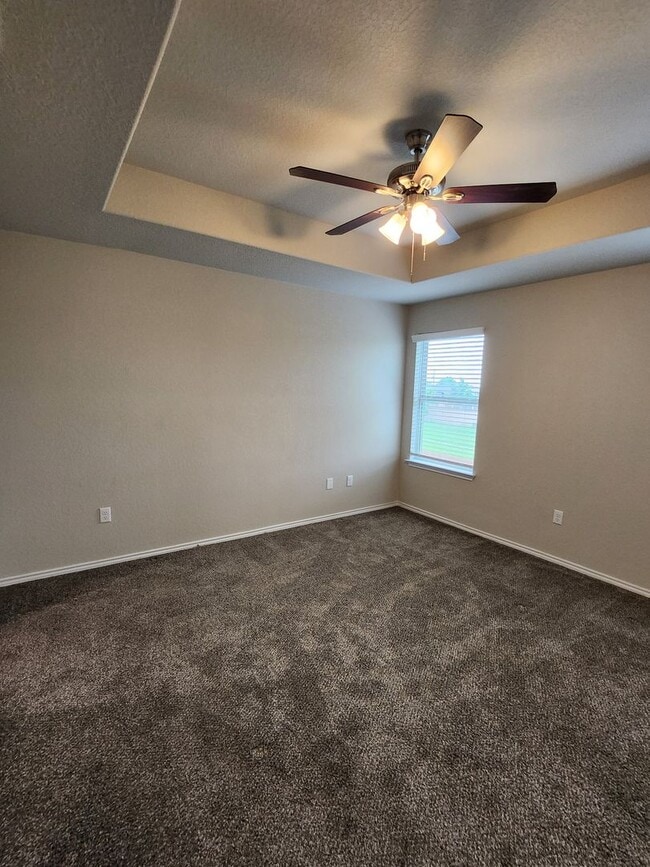 Building Photo - 3bd/2.5ba in Seguin