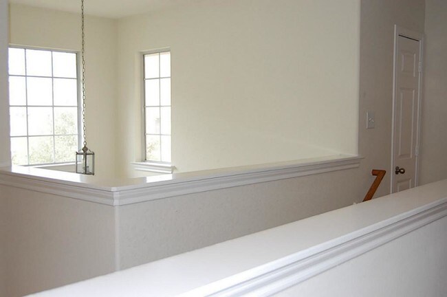 Building Photo - 182 N Burberry Park Cir