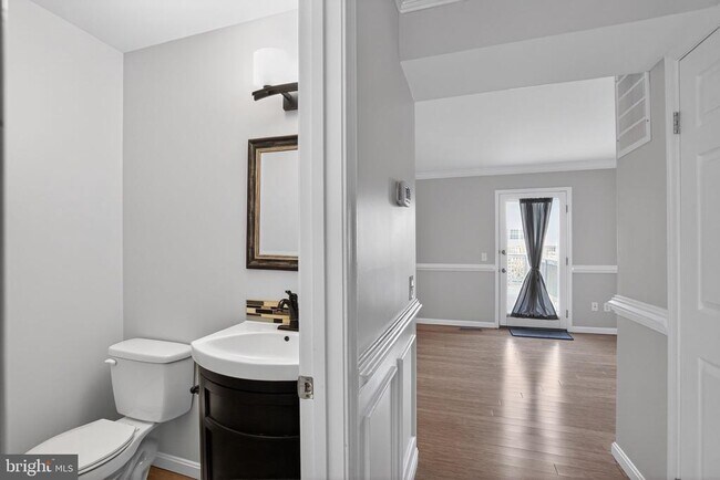 Building Photo - 5816 Apple Wood Ln