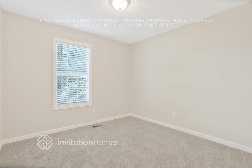 Building Photo - 387 Tuscany Trce