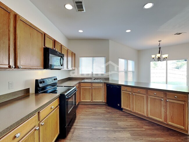 Building Photo - 4400 Kiddle Ln