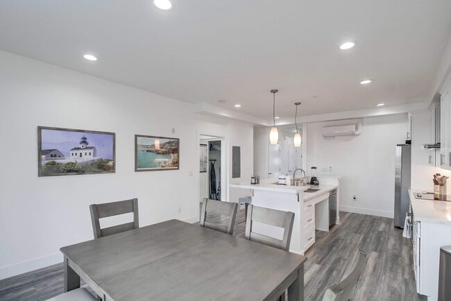 Building Photo - 4505 Park Blvd