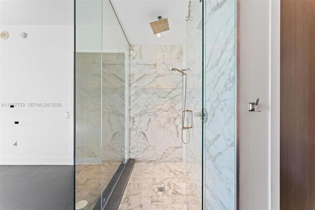 Building Photo - 1100 Biscayne Blvd