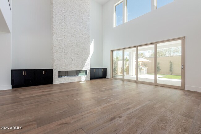 Building Photo - 12417 N 93rd Way