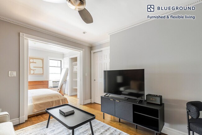 Building Photo - 1373 1st Ave