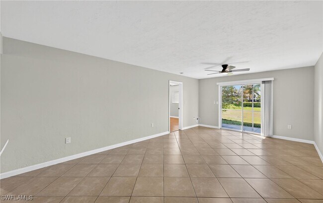 Building Photo - 144 Cypress Way E