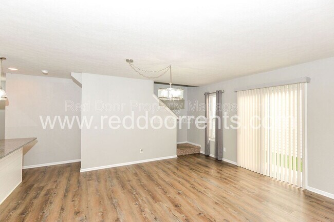 Building Photo - 15445 Border Dr