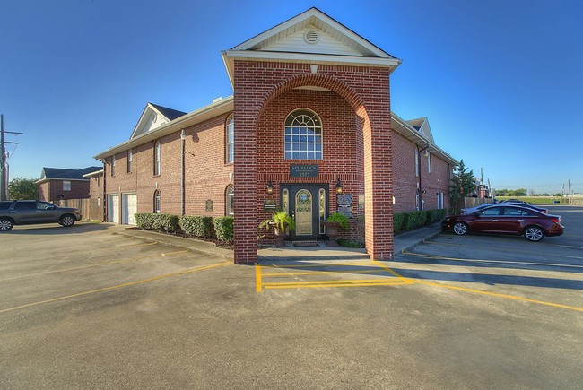 Building Photo - Spurlock North Apartments