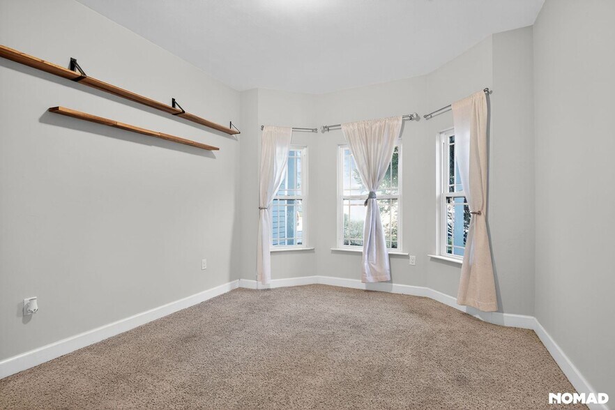 Building Photo - 1731 SW 66th Dr