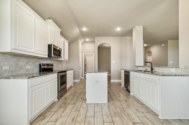 Building Photo - 410 Oleander Dr