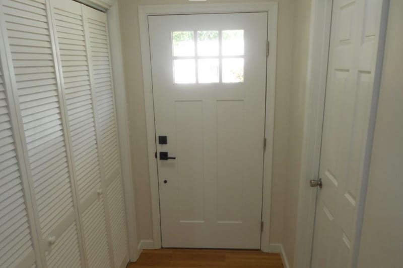 Building Photo - 1809 Doron Ln