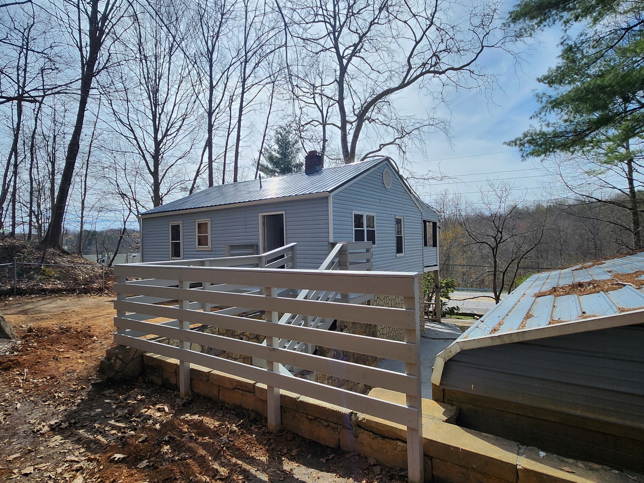 Building Photo - 2119 US-421