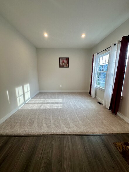 Building Photo - 5311 Striped Maple St