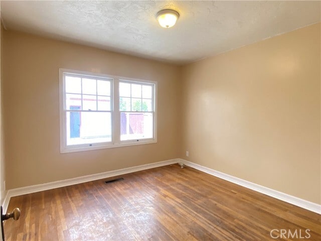 Building Photo - 939 E Colton Ave