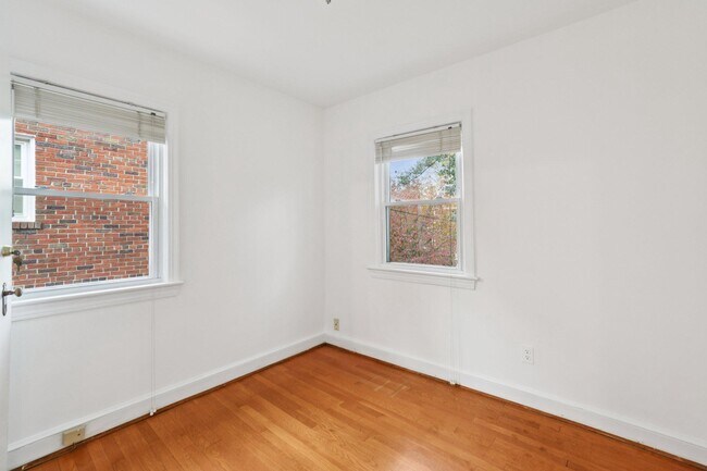 Building Photo - 5008 44th St NW