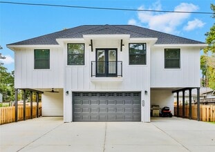 Building Photo - 174 Wild Oak