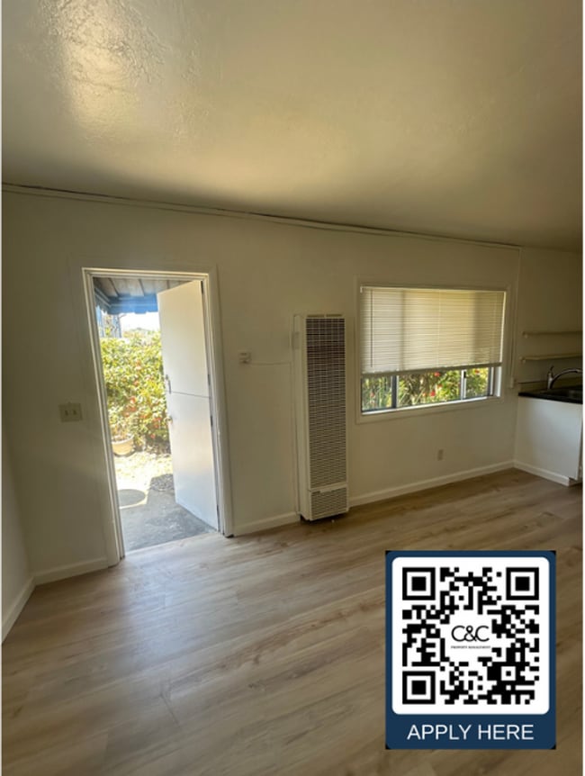 Building Photo - Small Studio In Monterey