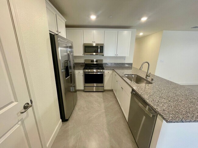 Building Photo - Brand New Lennar Home in Sparks!
