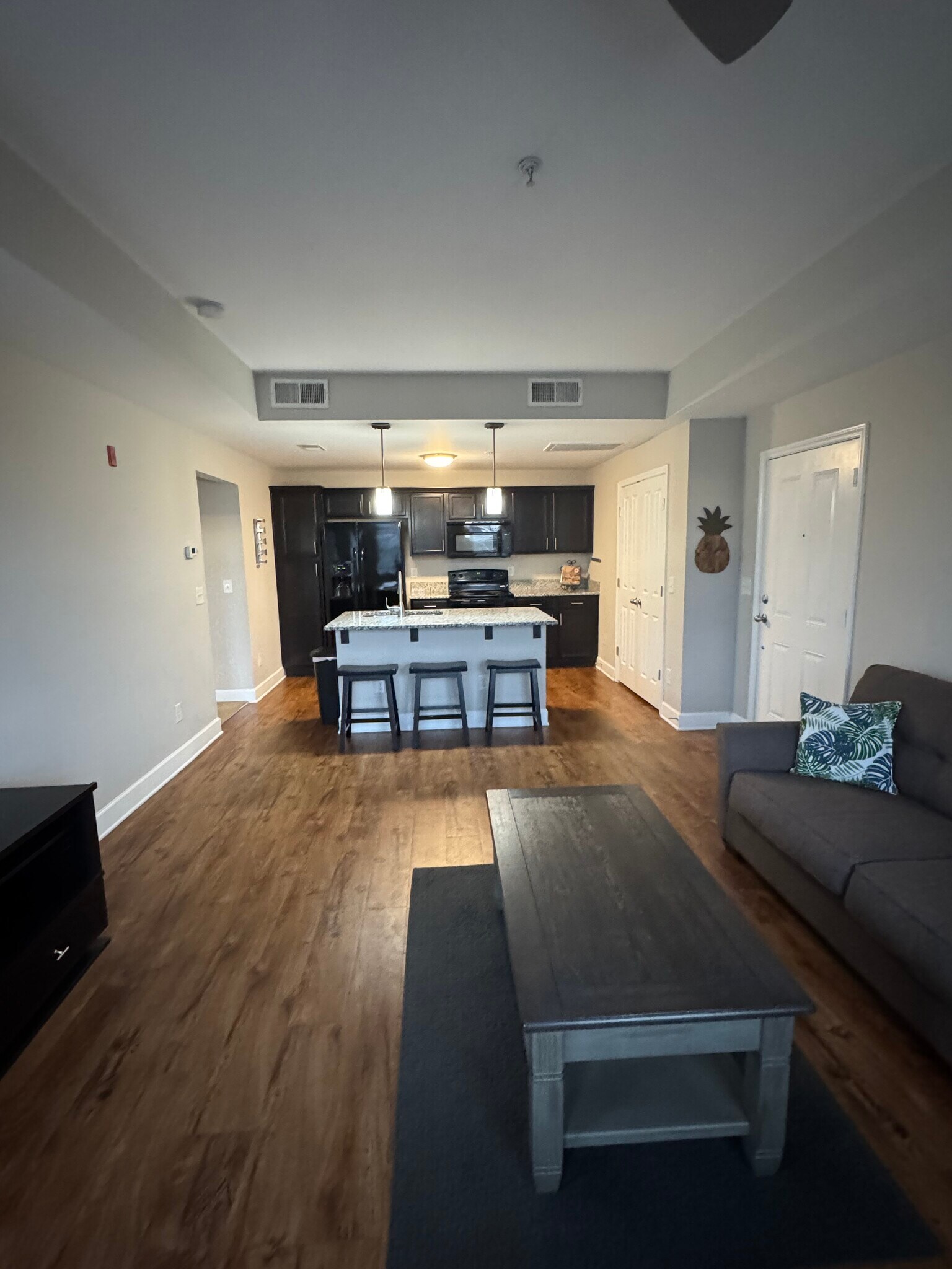 Building Photo - 8205 Lenox Creekside Dr